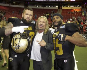 Motley Crue Frontman Vince Neil With Some of His Outlaws!